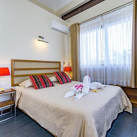 Villasun Luxury Apartments & Villas Flic en Flac Екстер'єр фото