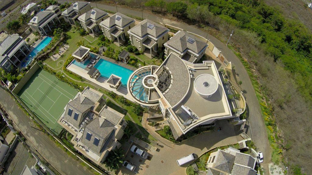 Villasun Luxury Apartments & Villas Flic en Flac Екстер'єр фото
