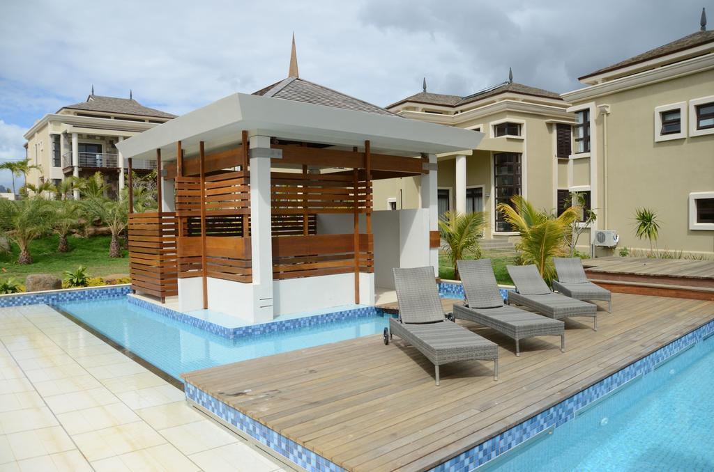 Villasun Luxury Apartments & Villas Flic en Flac Екстер'єр фото